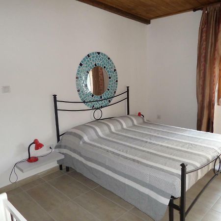 Agriturismo Corallo Санта-Мария-ла-Пальма Экстерьер фото
